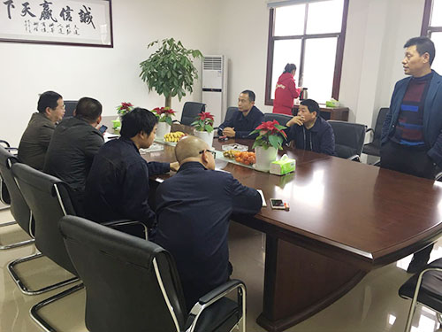 長(zhǎng)沙太空金路橋材料有限公司,雙鋼輪壓路機(jī),福格勒瀝青攤鋪機(jī),AC系列,AF系列,SBS系列