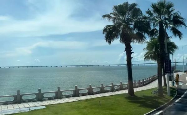 長沙太空金路橋材料有限公司,雙鋼輪壓路機,福格勒瀝青攤鋪機,AC系列,AF系列,SBS系列